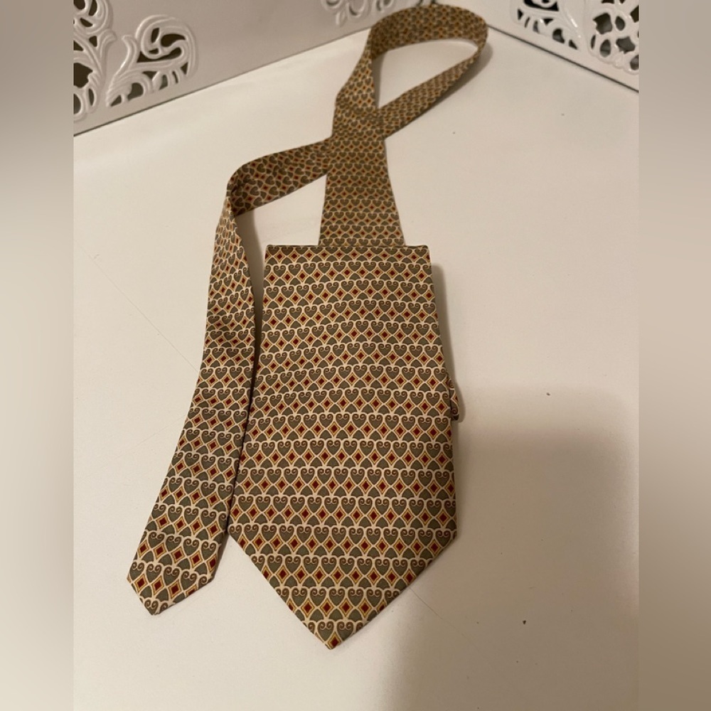 Burberry beautiful ties in good condition